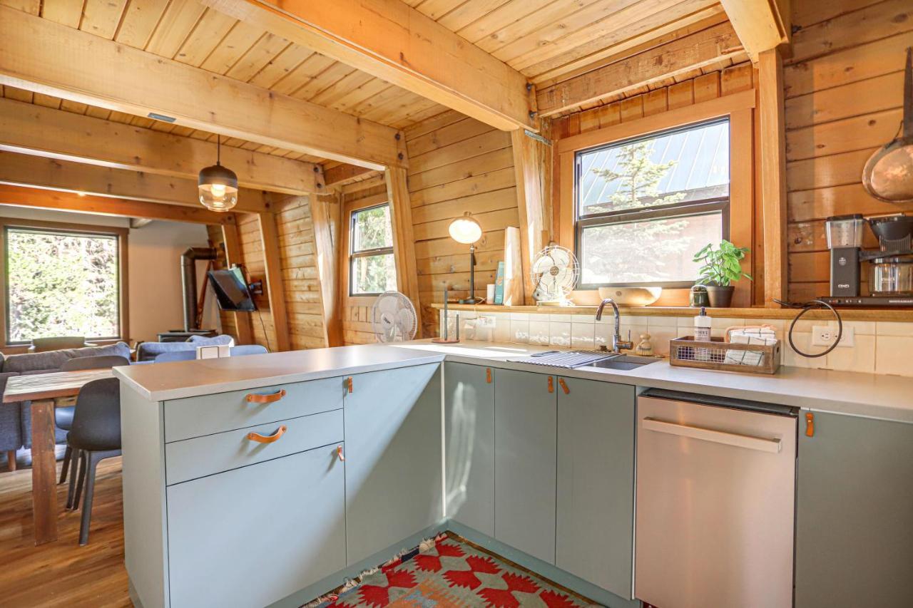 The Bow Roof Cabin Government Camp Bagian luar foto